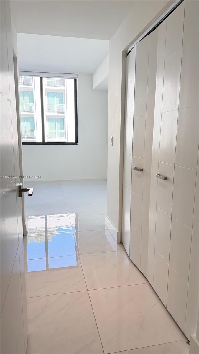 MERRICK MANOR CONDO - Residential Lease