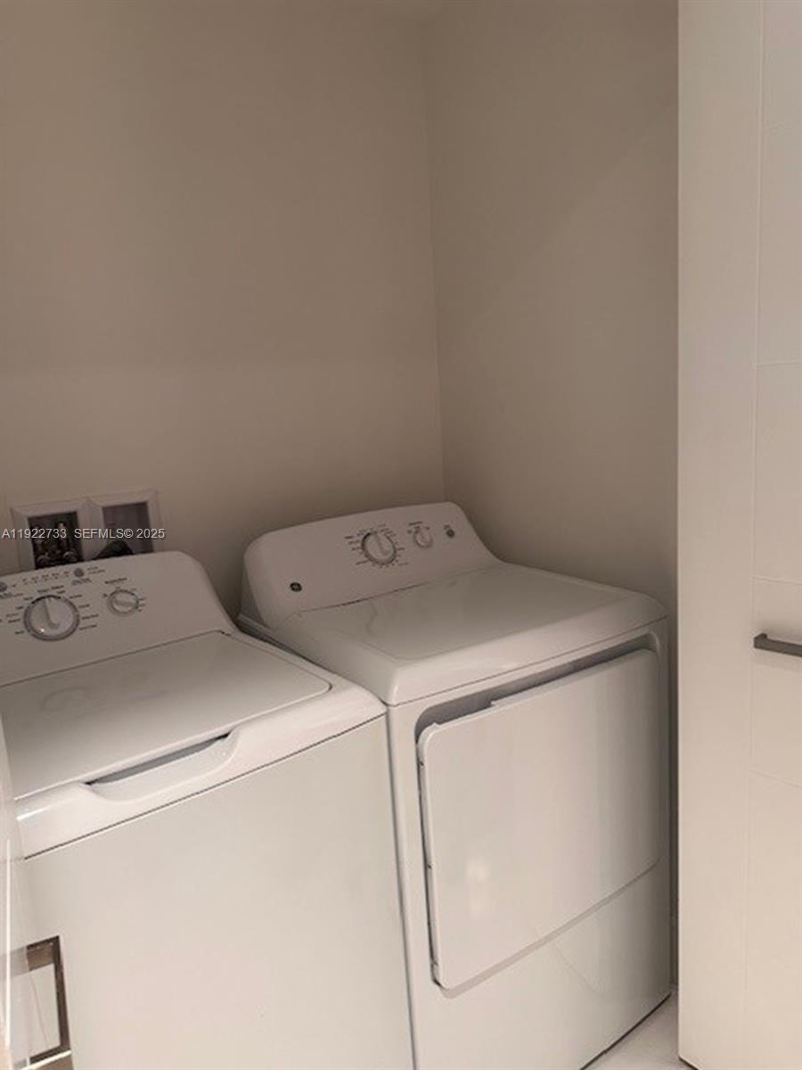 MERRICK MANOR CONDO - Residential Lease