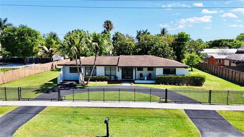 Photo of 15980 SW 280th St, Homestead, FL 33031 (MLS # A12011571)