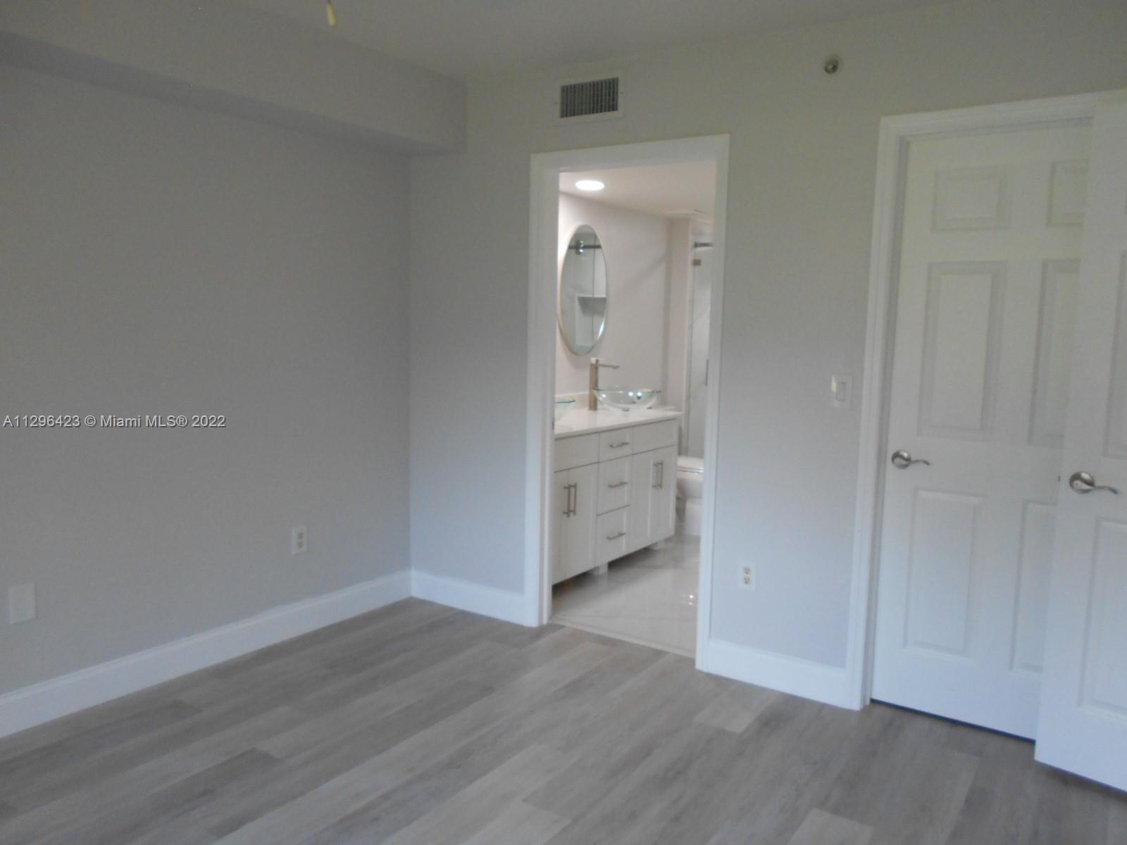 GREEN CAY VILLAGE CONDO - Residential