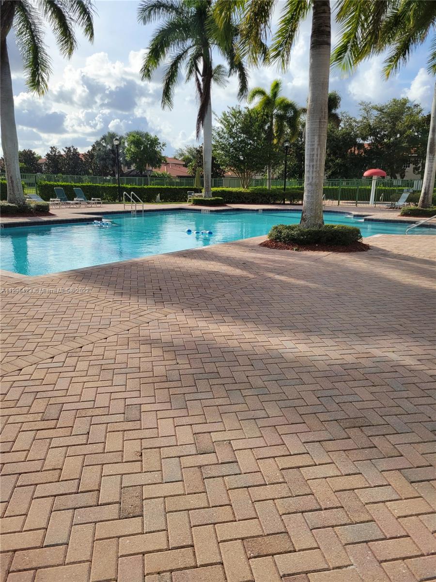 GREEN CAY VILLAGE CONDO - Residential