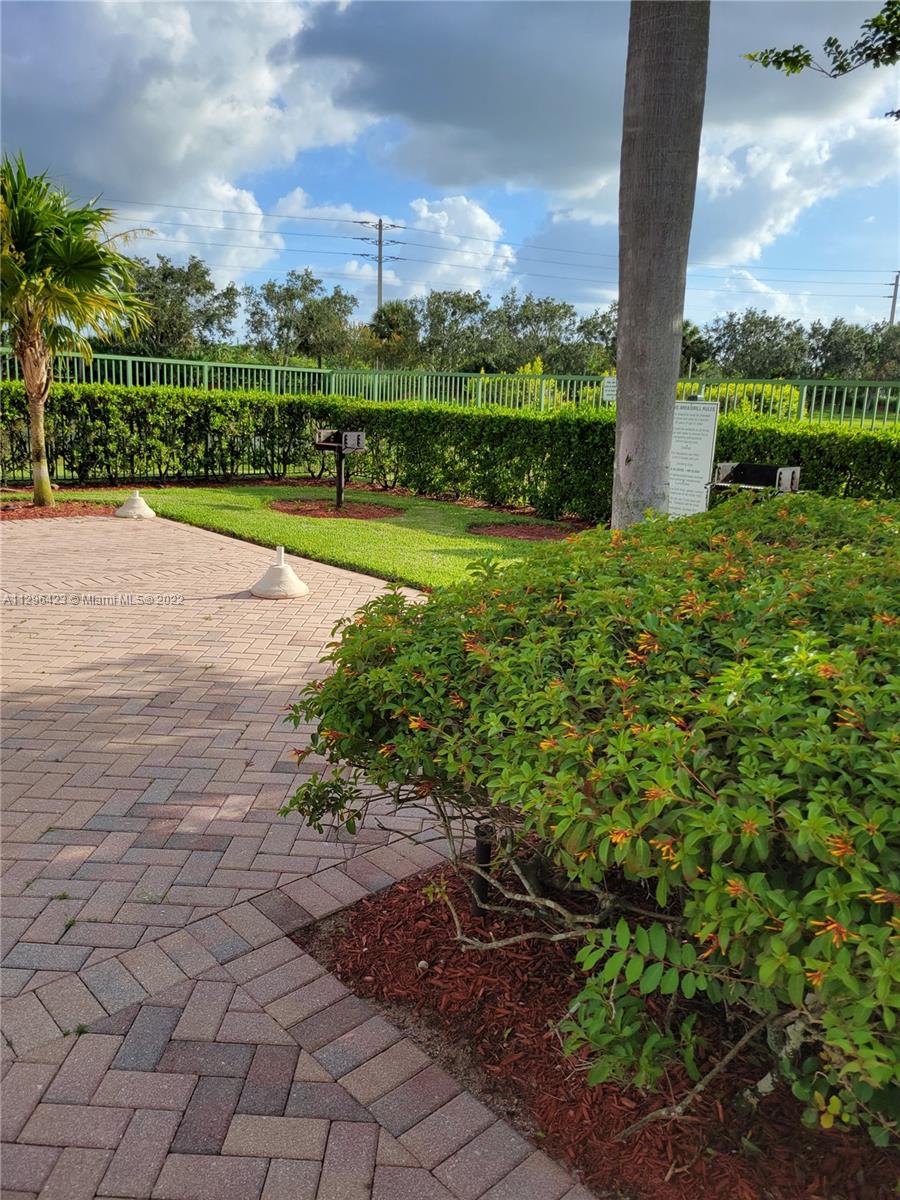 GREEN CAY VILLAGE CONDO - Residential