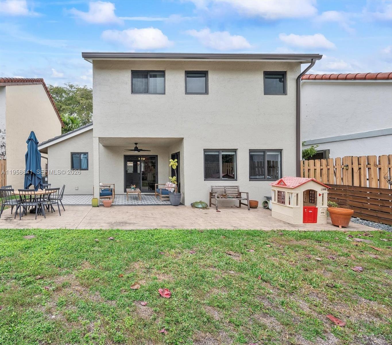 HAMMOCKS SEC 3 - Residential