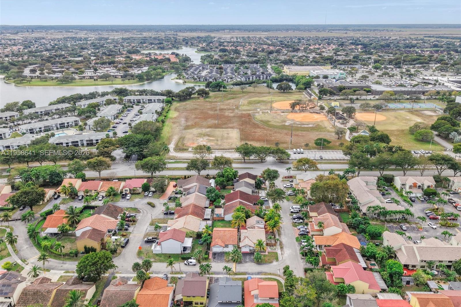 HAMMOCKS SEC 3 - Residential