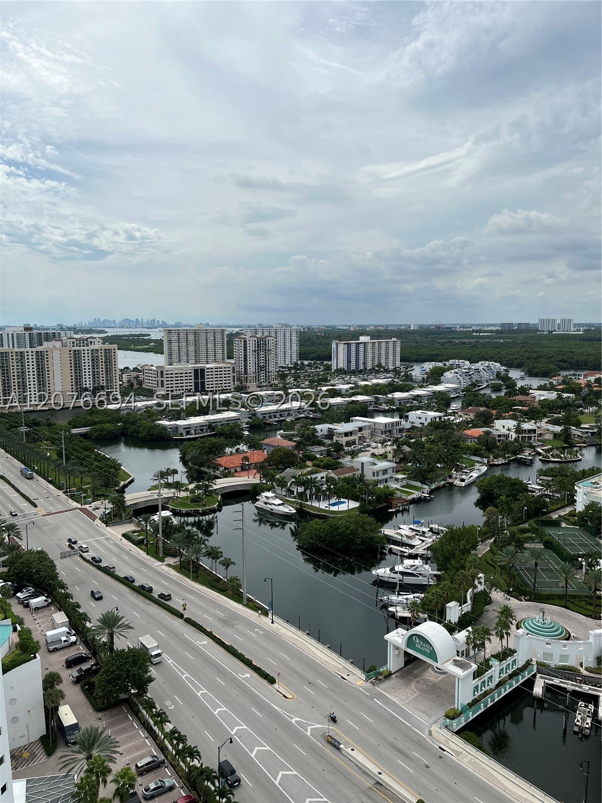 16485 Collins Ave 2538