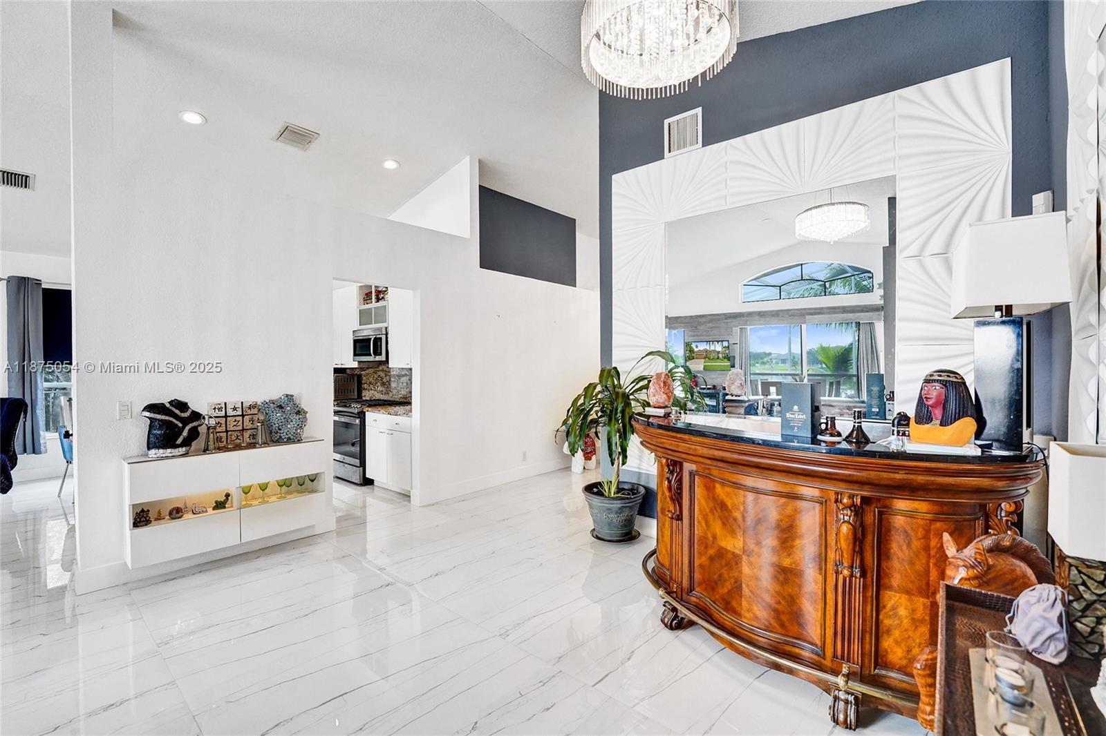 PEMBROKE FALLS - Residential