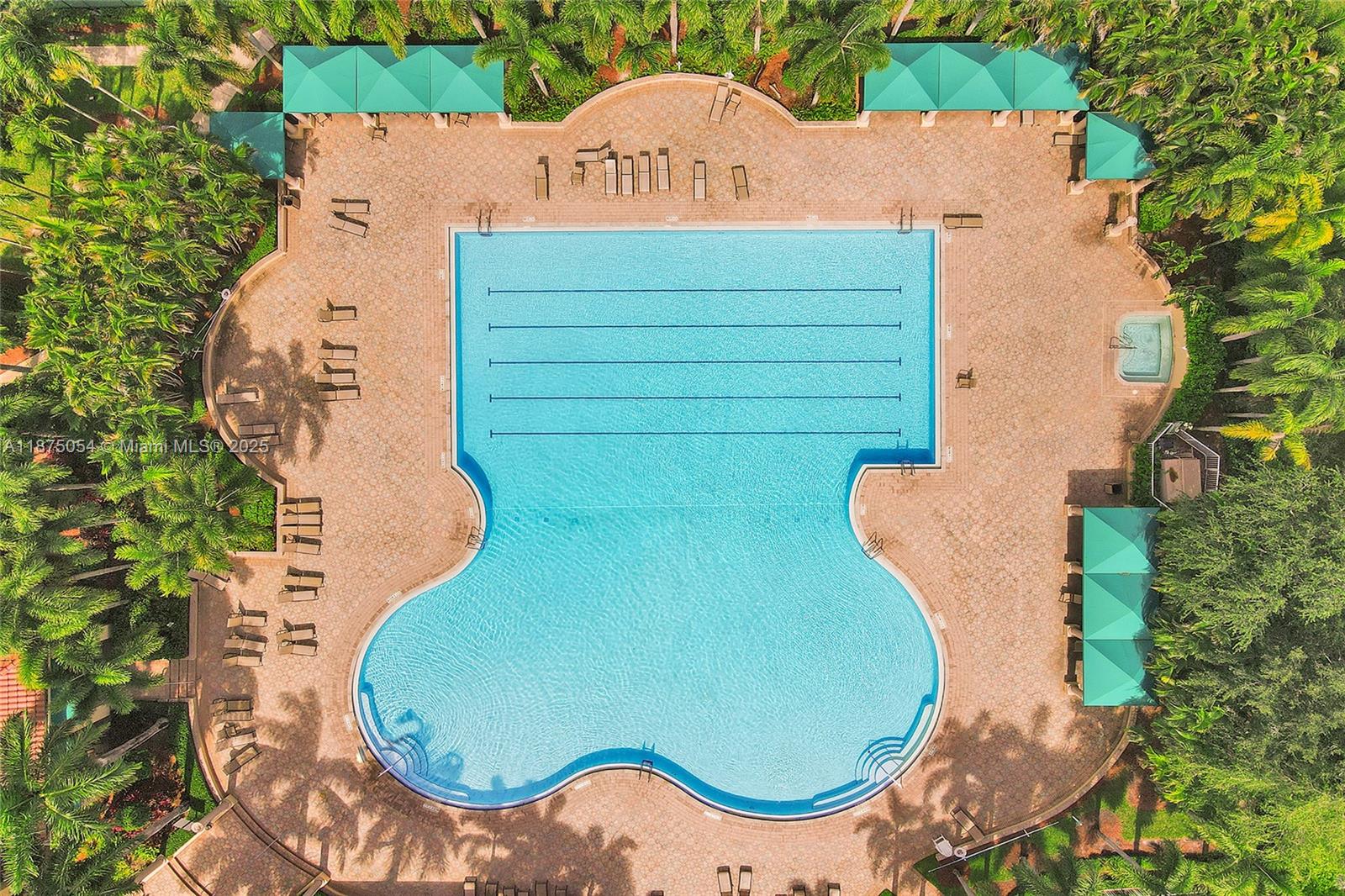 PEMBROKE FALLS - Residential