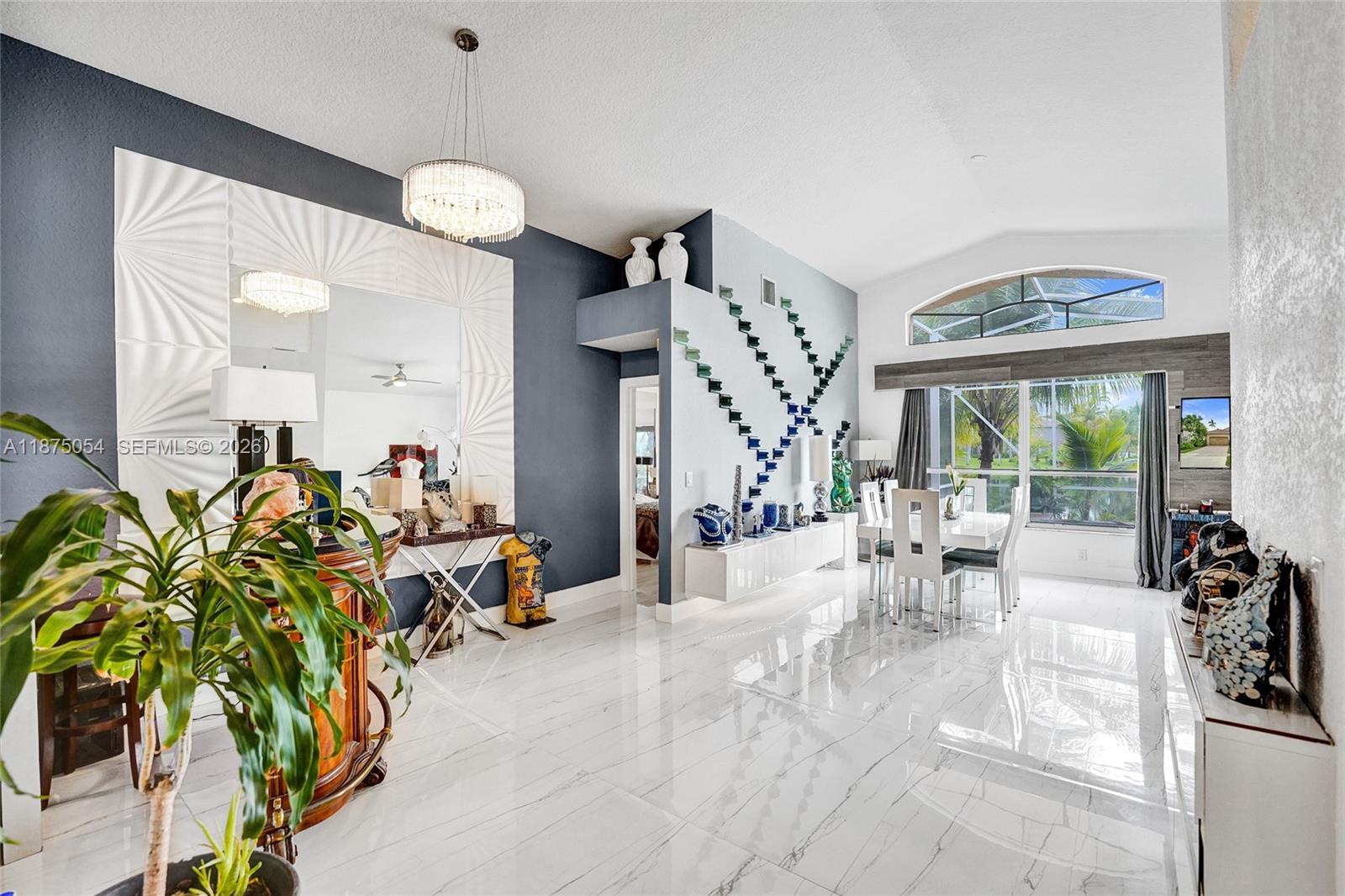 PEMBROKE FALLS - Residential