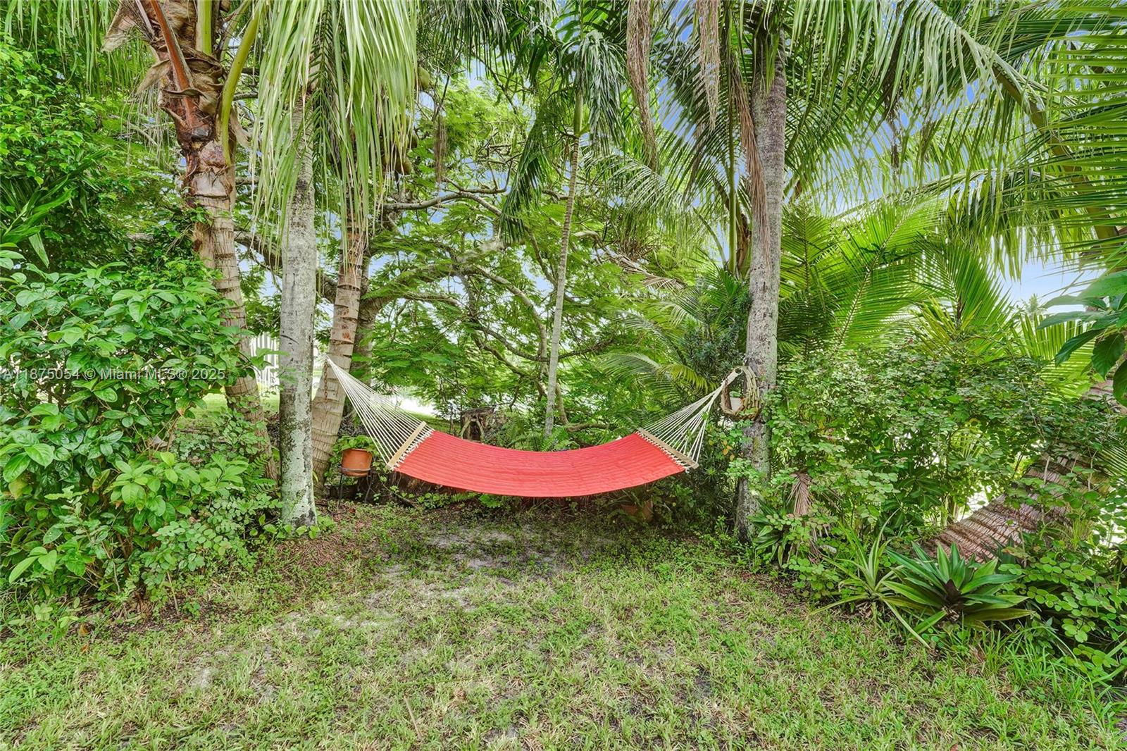 PEMBROKE FALLS - Residential