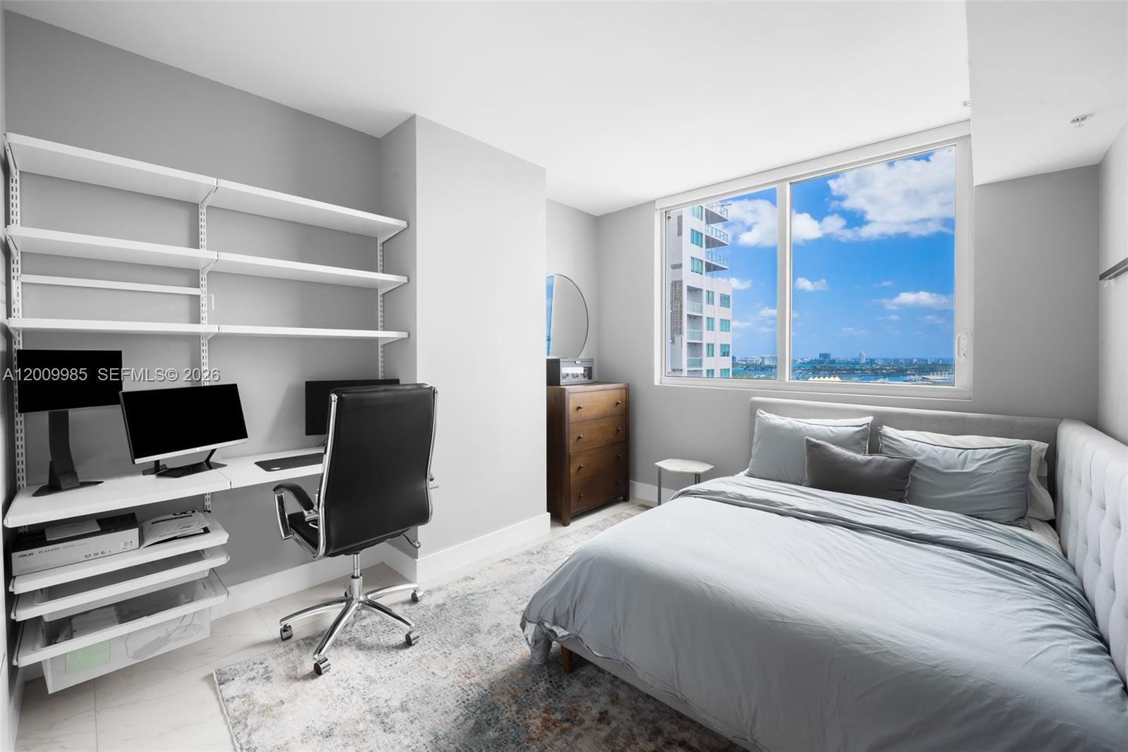 VIZCAYNE SOUTH CONDO - Residential