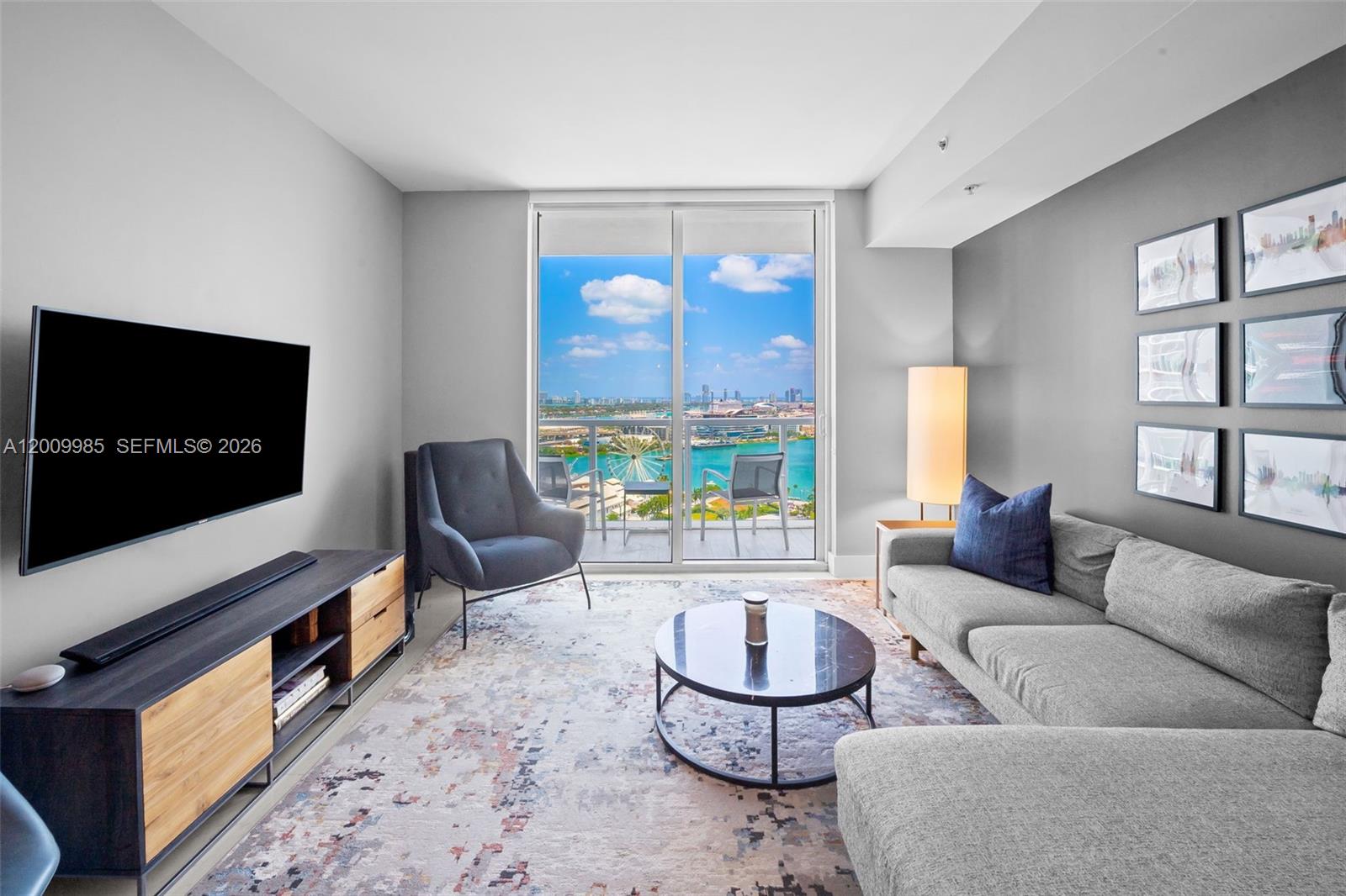 VIZCAYNE SOUTH CONDO - Residential