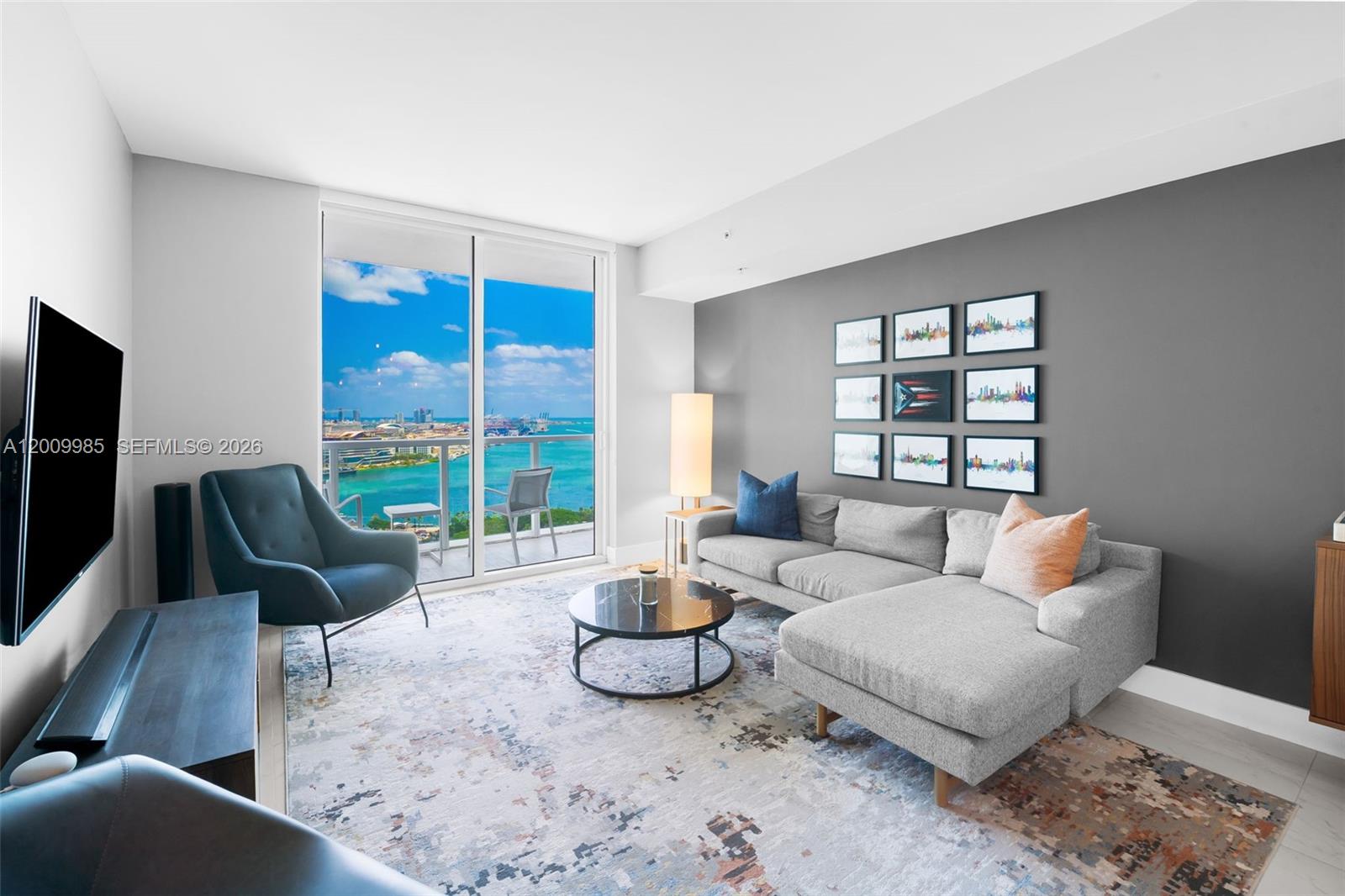 VIZCAYNE SOUTH CONDO - Residential