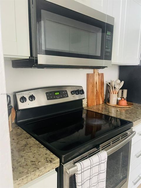 Tiny photo for 10393 N Kendall Dr #U6, Miami, FL 33176 (MLS # A12026959)