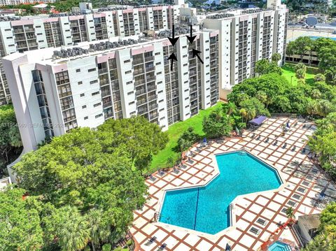 17011 N Bay Rd 912 Sunny Isles Beach FL 33160