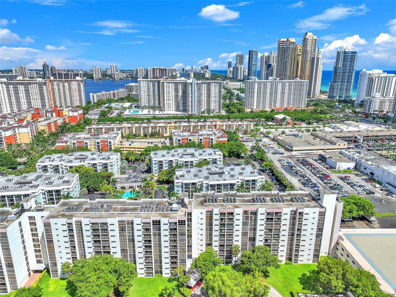 PLAZA OF AMERICAS CONDO P - Residential