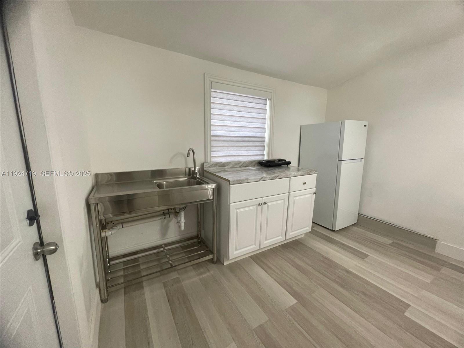 LE JEUNE MANORS - Residential