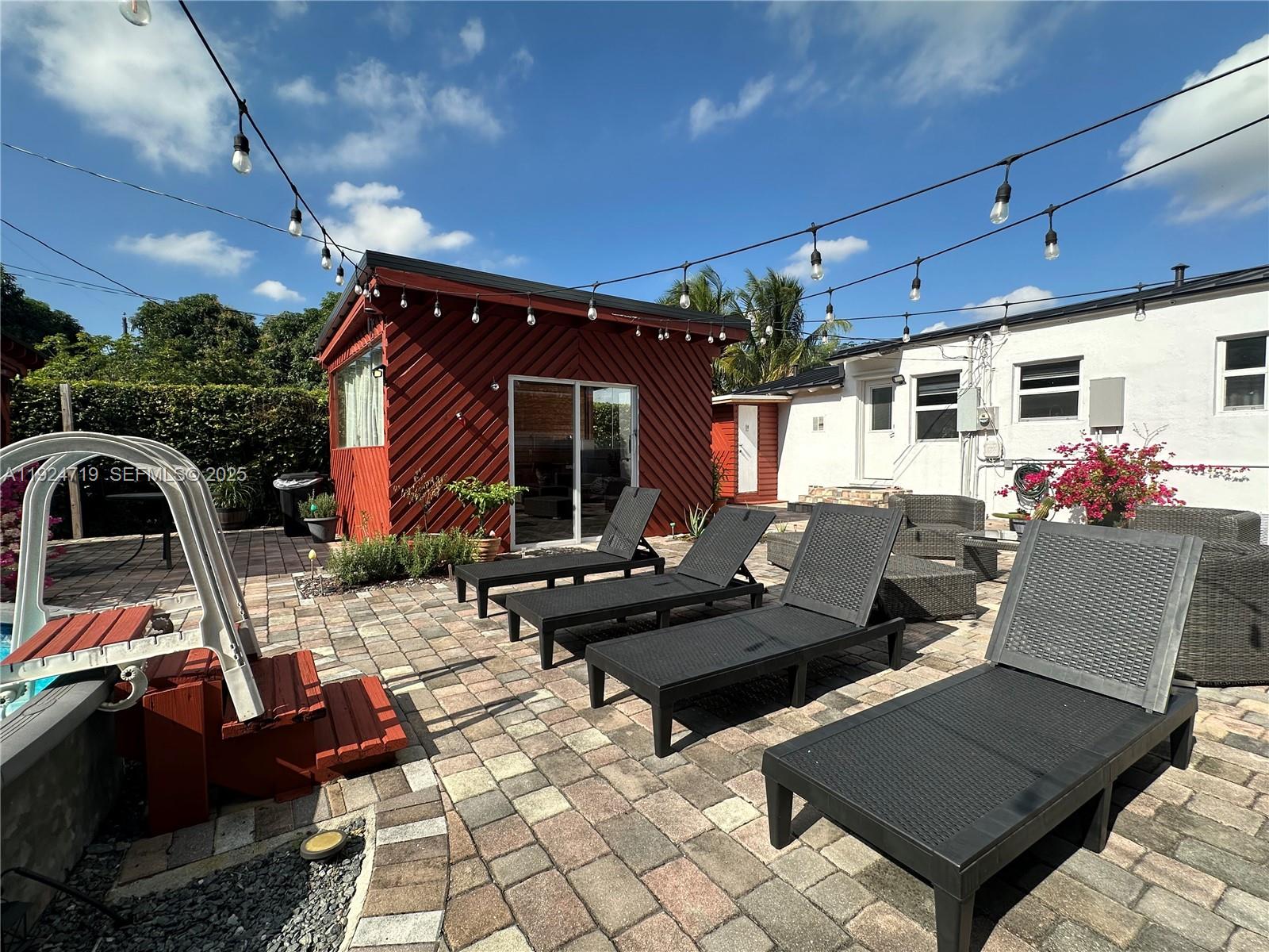 LE JEUNE MANORS - Residential