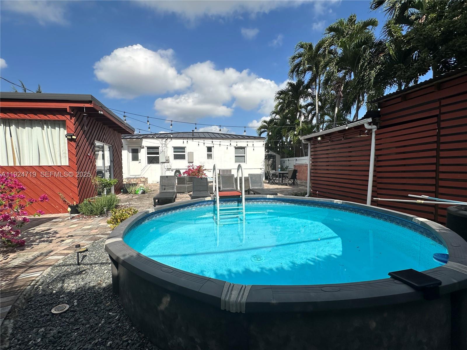 LE JEUNE MANORS - Residential