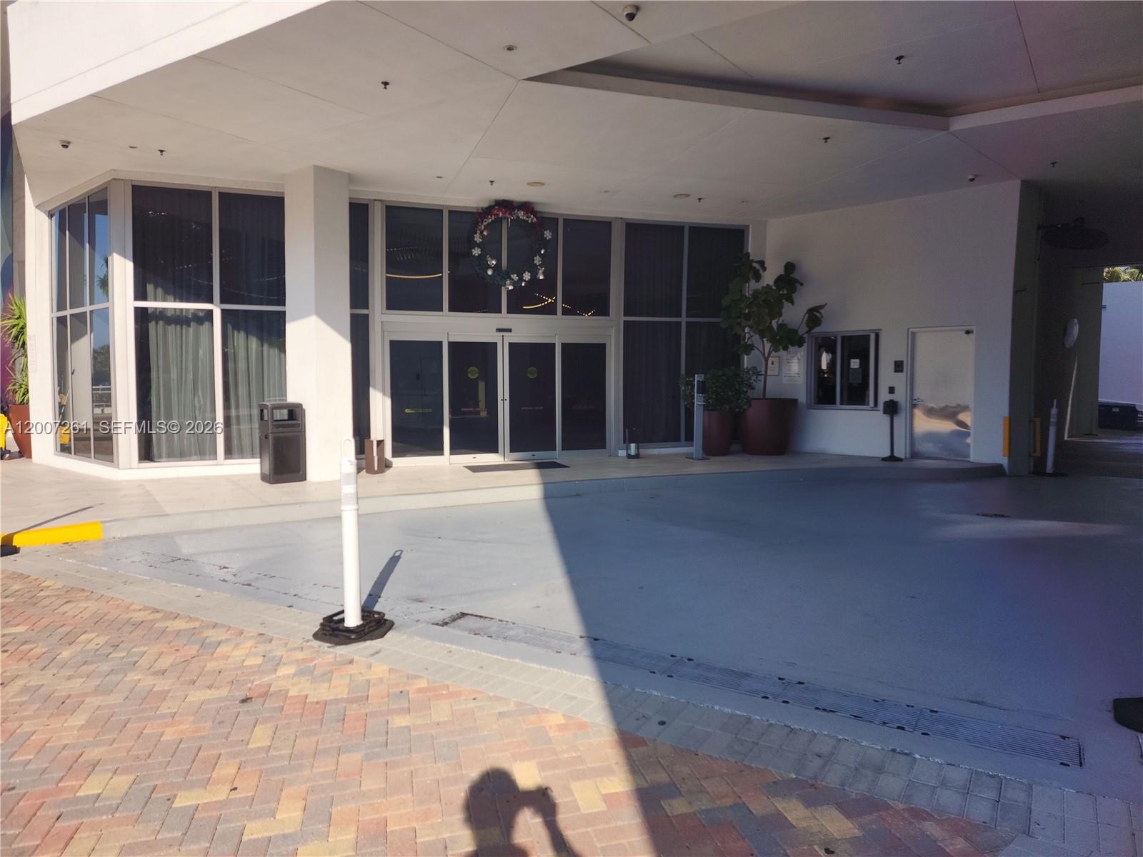 4010 SOUTH OCEAN CONDO - Residential