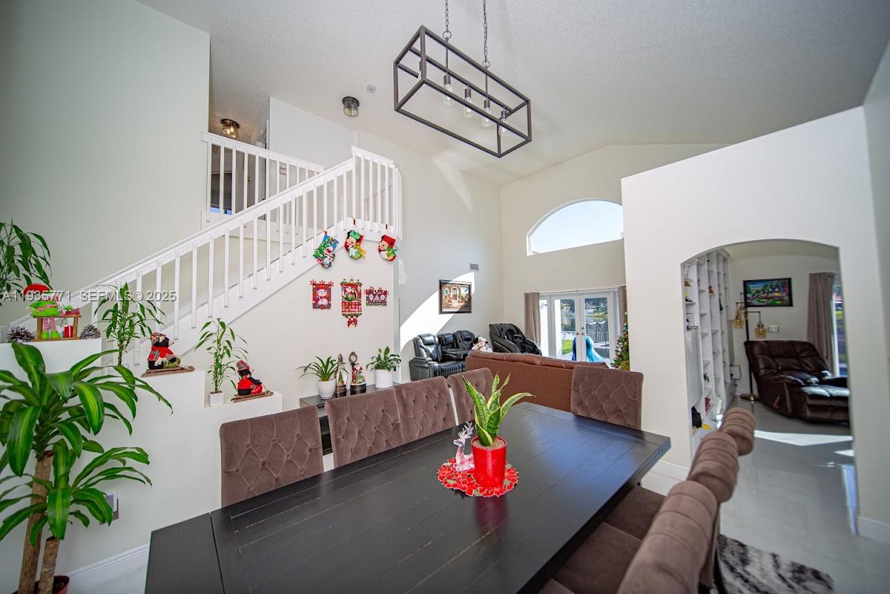 FLAMINGO ESTATES - Residential