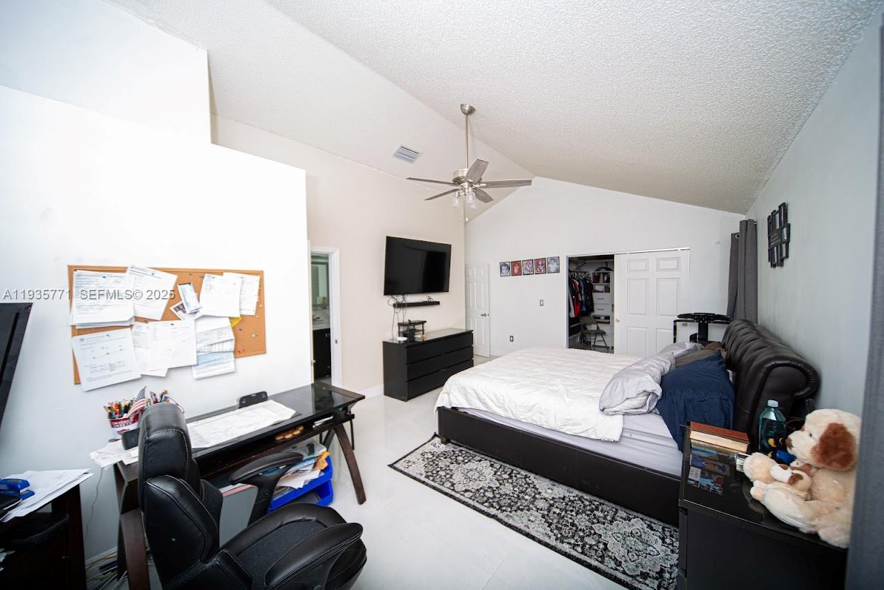 FLAMINGO ESTATES - Residential