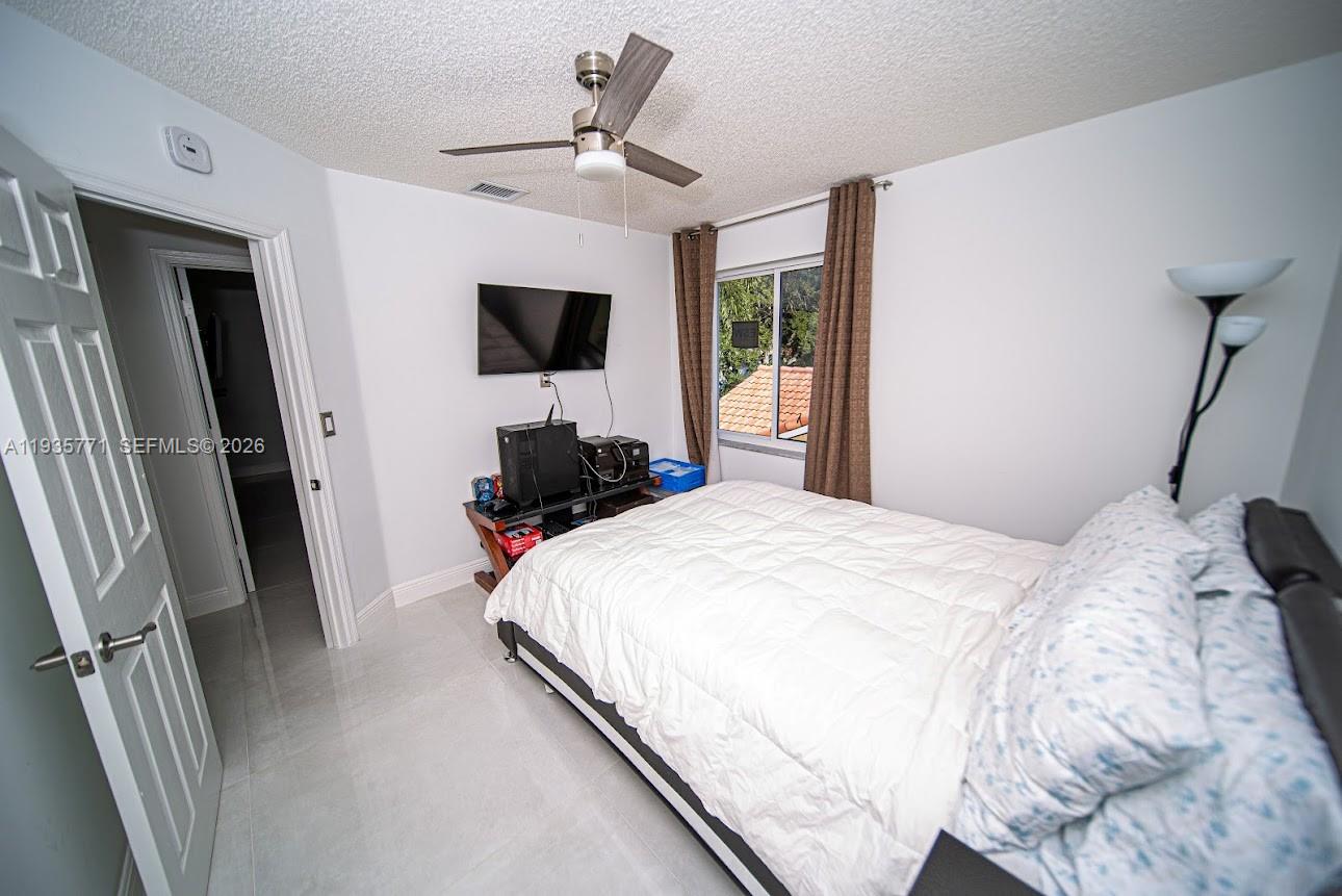 FLAMINGO ESTATES - Residential