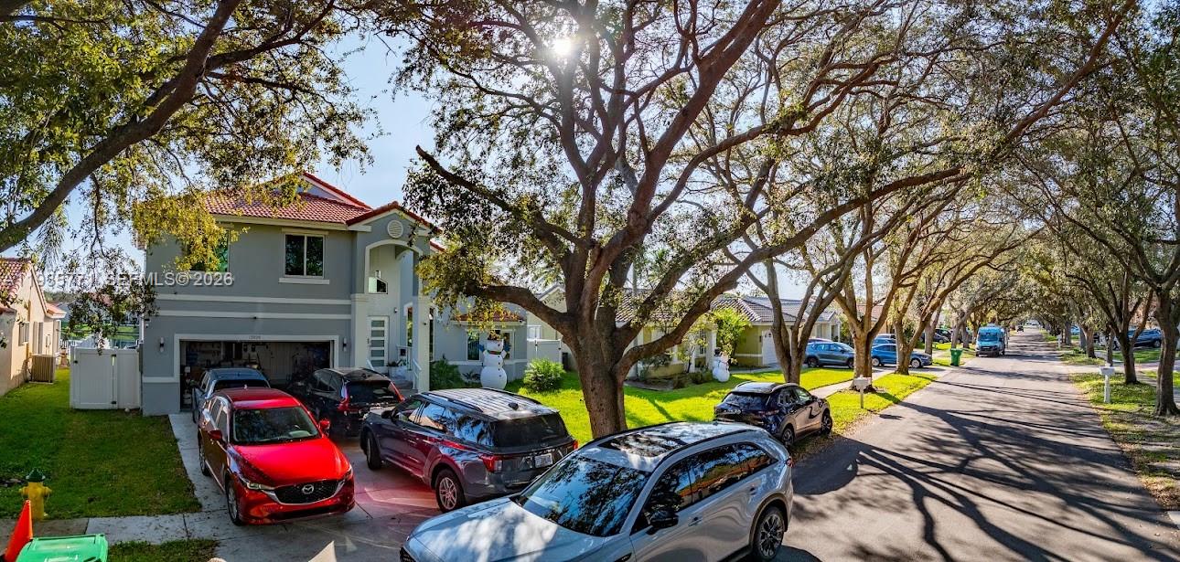 FLAMINGO ESTATES - Residential