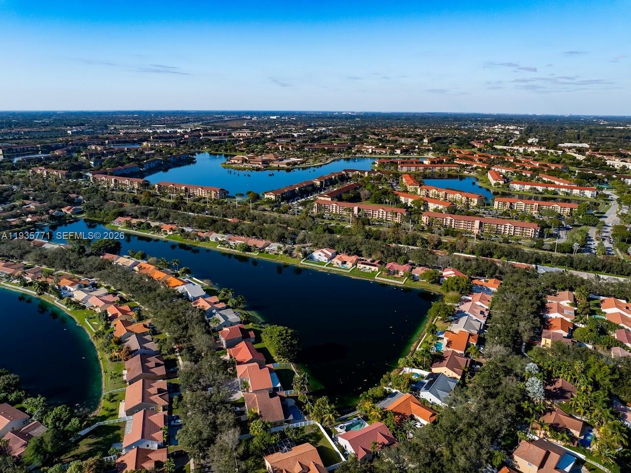 FLAMINGO ESTATES - Residential