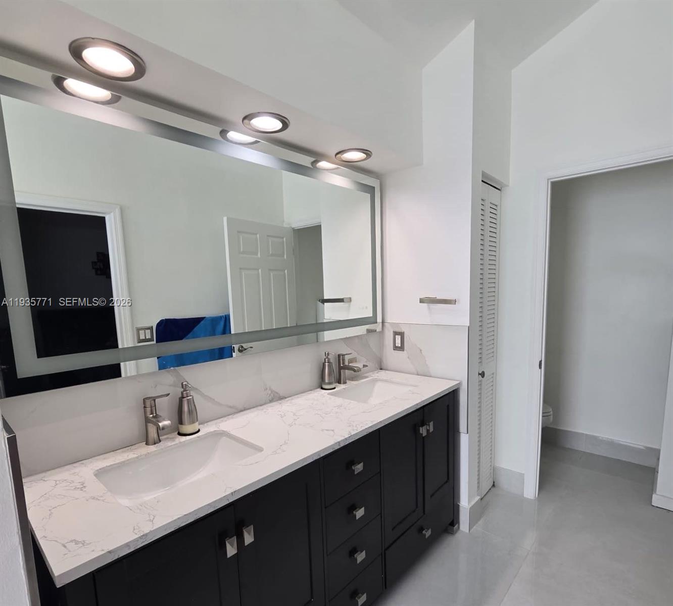 FLAMINGO ESTATES - Residential