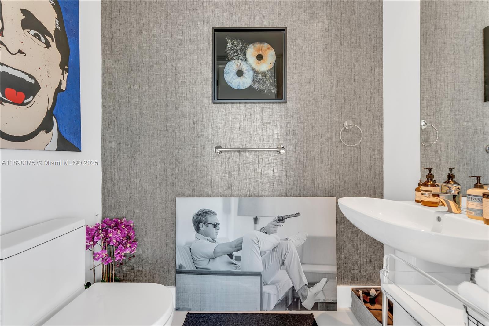 MARQUIS CONDO - Residential