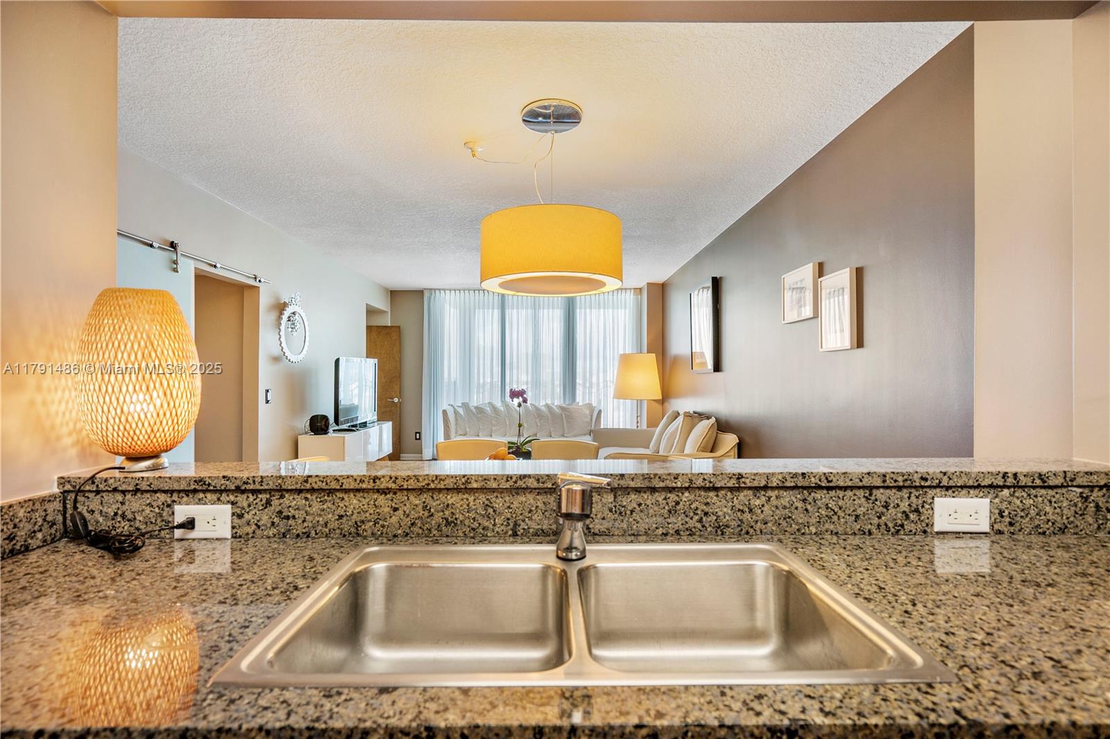 1500 OCEAN DRIVE CONDO - Residential Lease