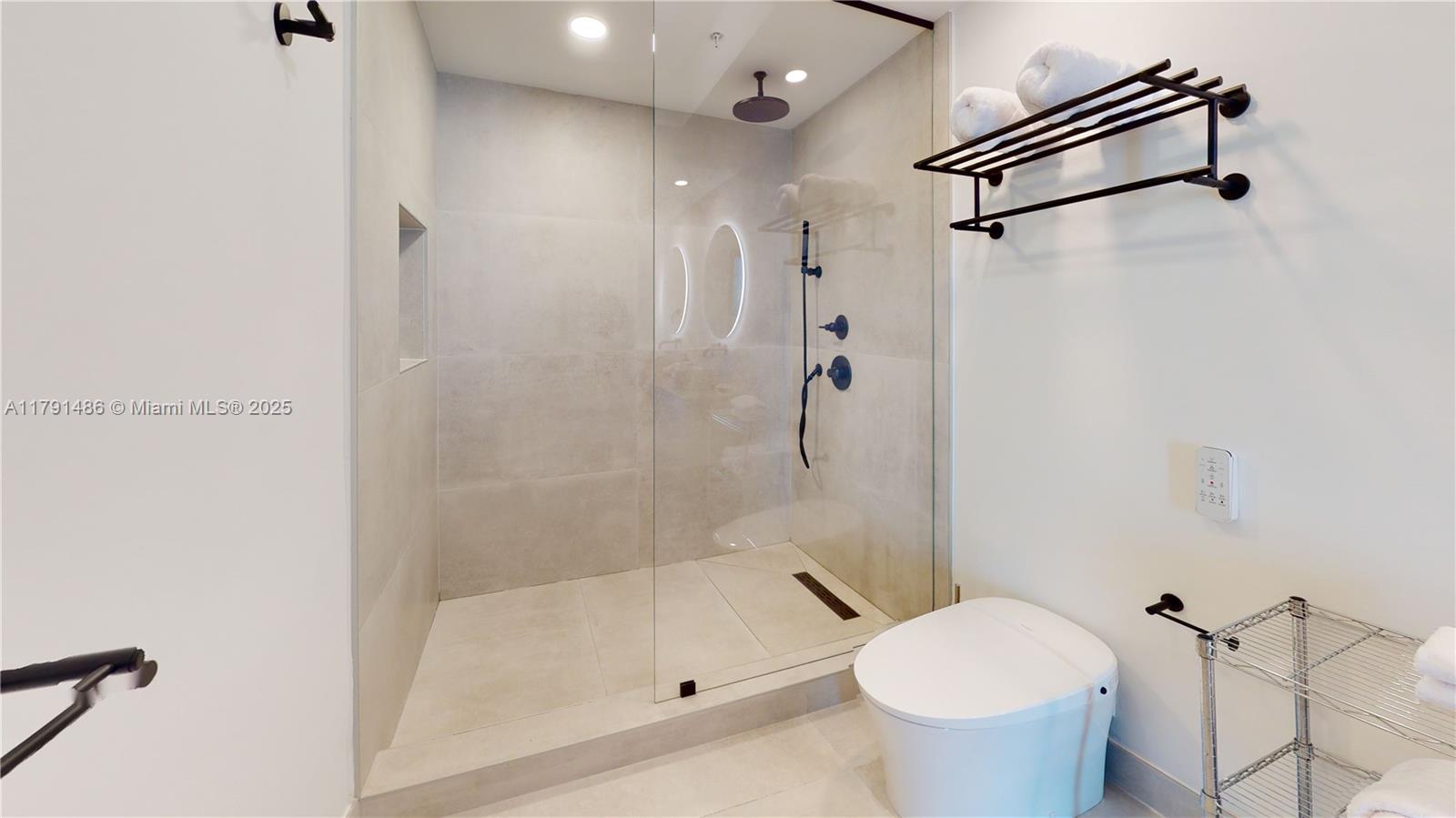 1500 OCEAN DRIVE CONDO - Residential Lease