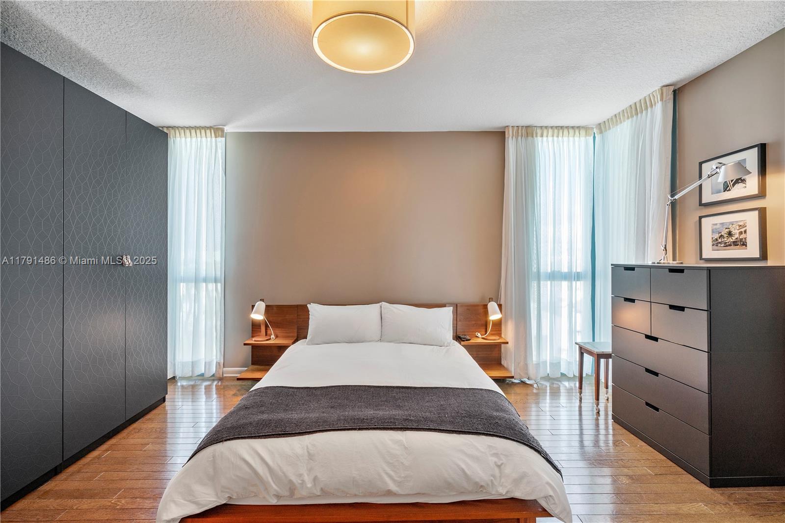 1500 OCEAN DRIVE CONDO - Residential Lease