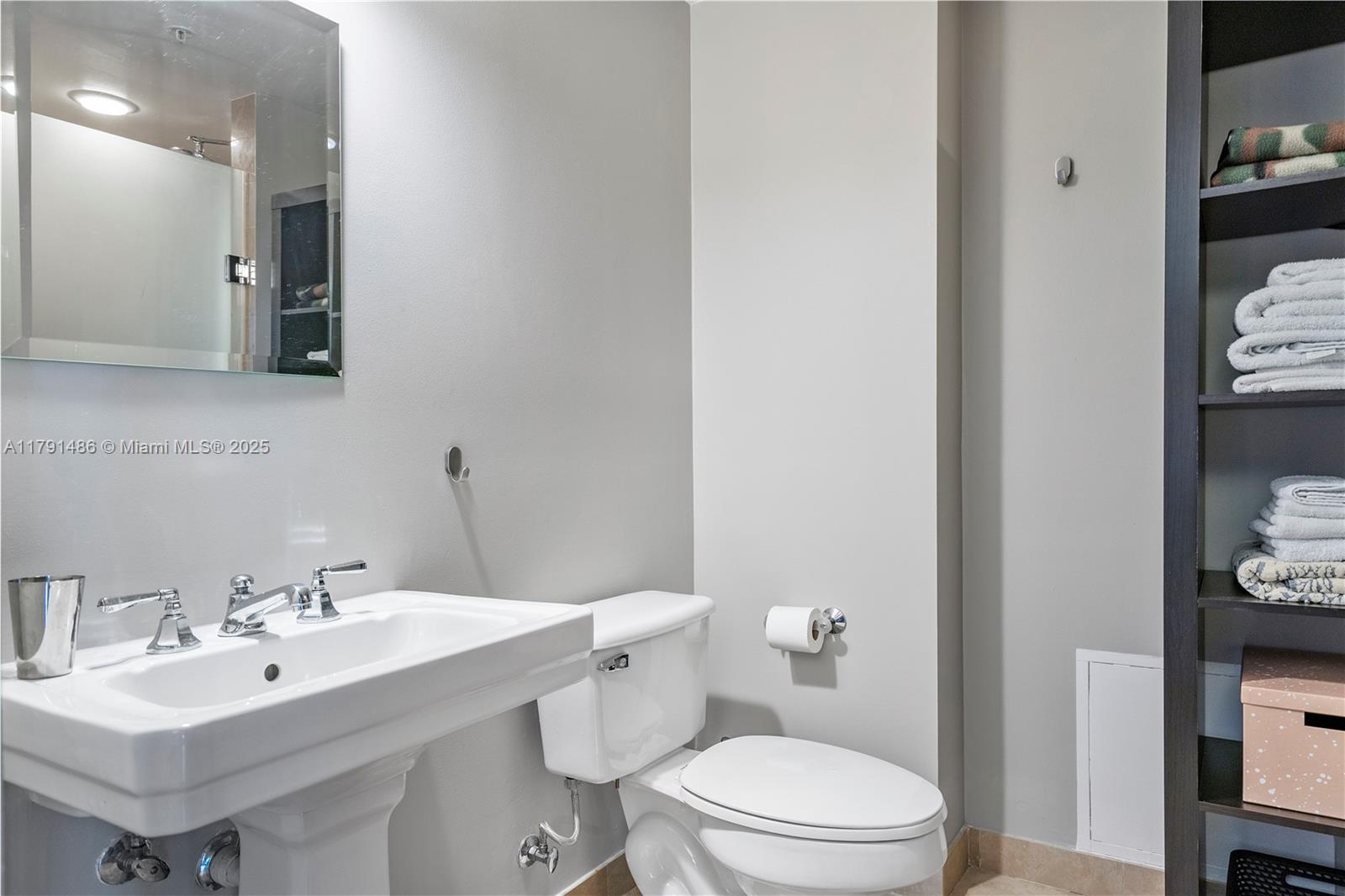 1500 OCEAN DRIVE CONDO - Residential Lease