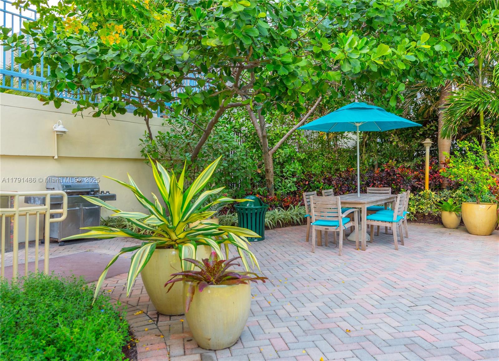 1500 OCEAN DRIVE CONDO - Residential Lease