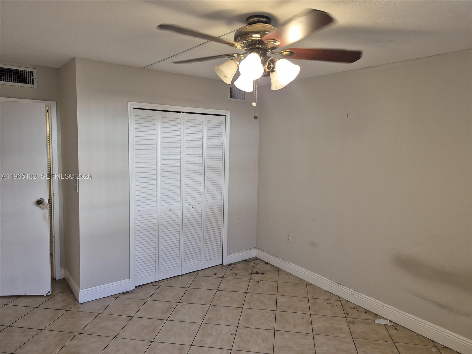 EL CONQUISTADOR NORTH CON - Residential