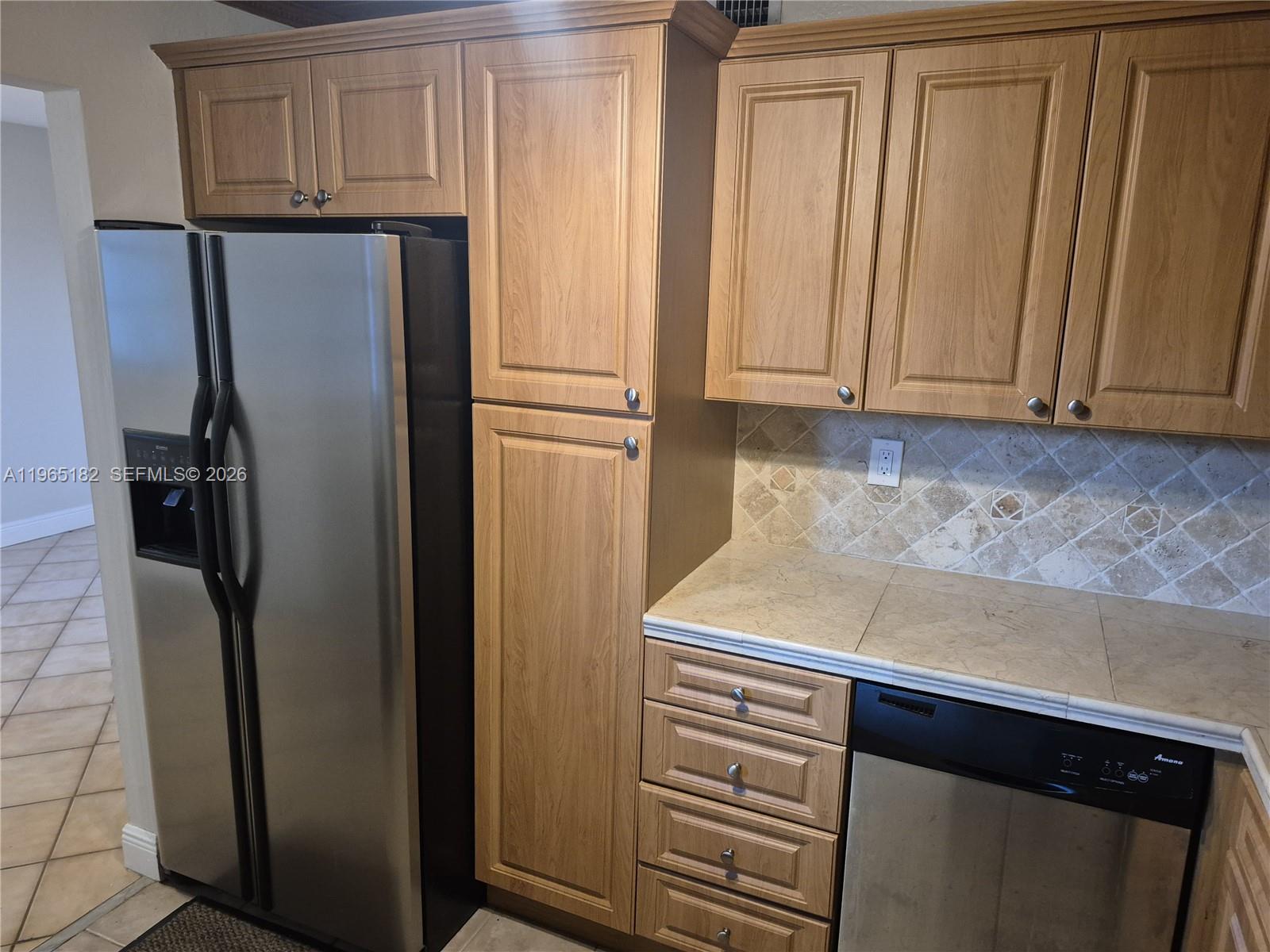 EL CONQUISTADOR NORTH CON - Residential