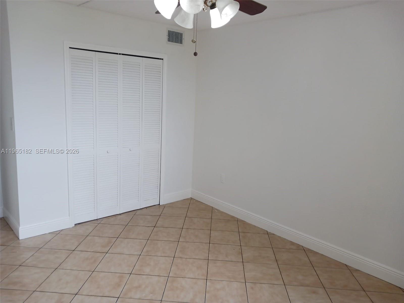 EL CONQUISTADOR NORTH CON - Residential