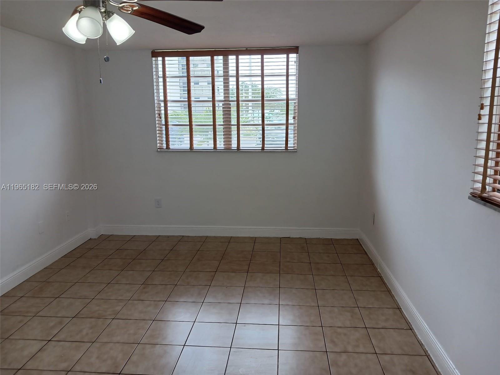 EL CONQUISTADOR NORTH CON - Residential