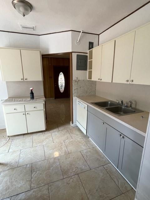 LINCOLN HEIGHTS RESUB - Residential Lease