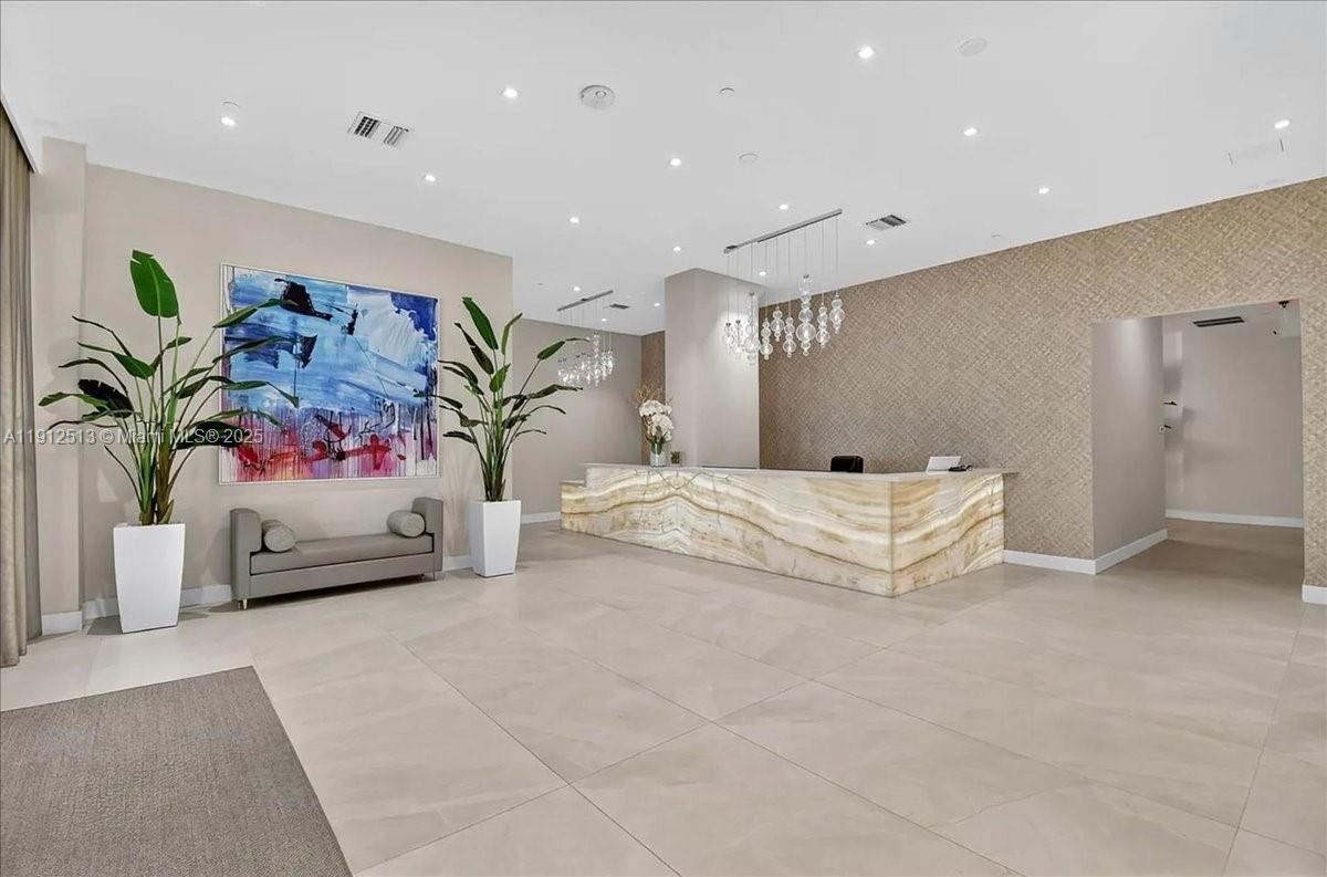 HARBORSIDE AT THE WATERWA - Residential