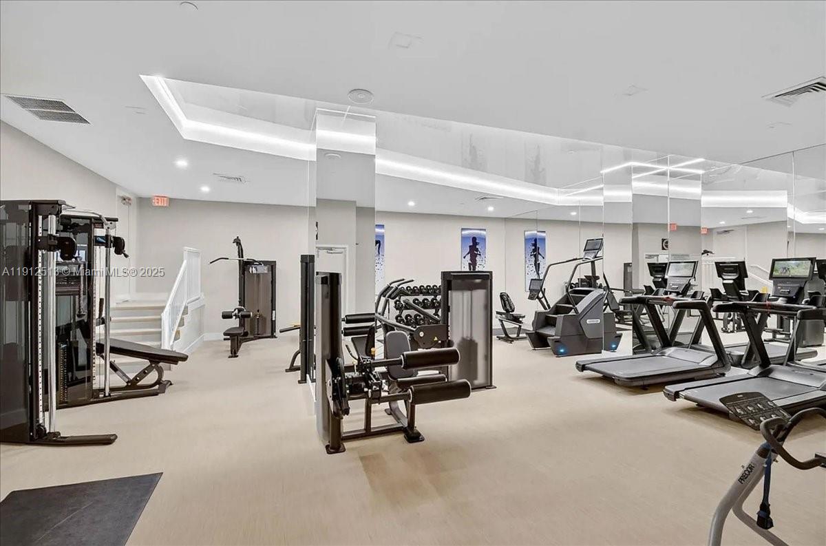 HARBORSIDE AT THE WATERWA - Residential