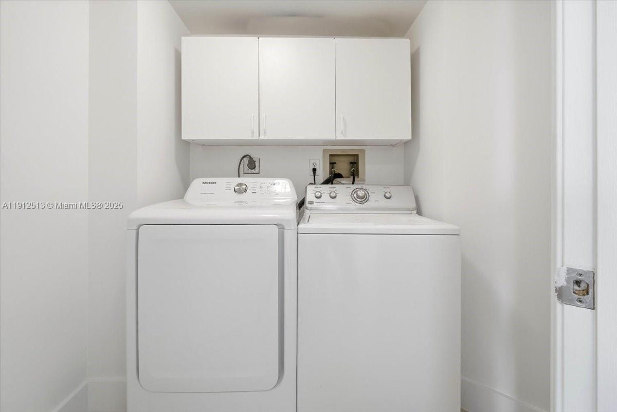 HARBORSIDE AT THE WATERWA - Residential