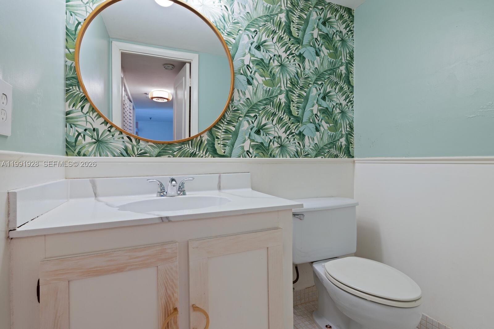 COCO WOOD CONDO - Residential