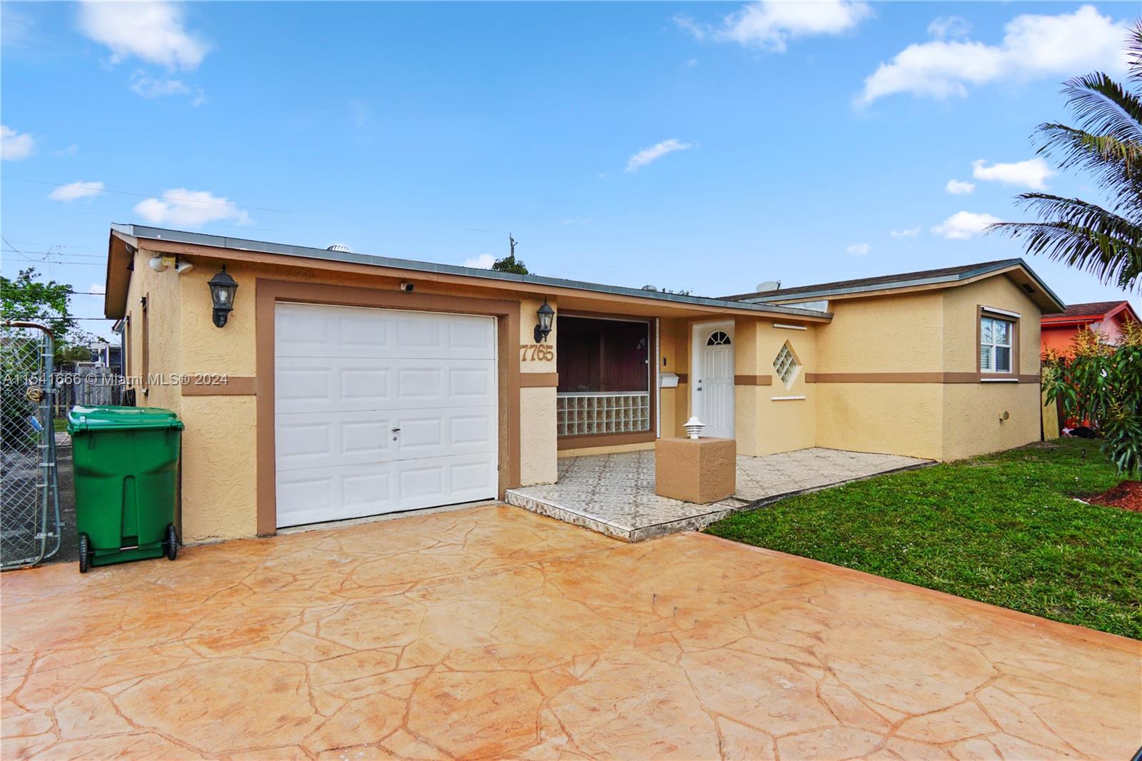 MIRAMAR PARK FIRST ADD - Residential