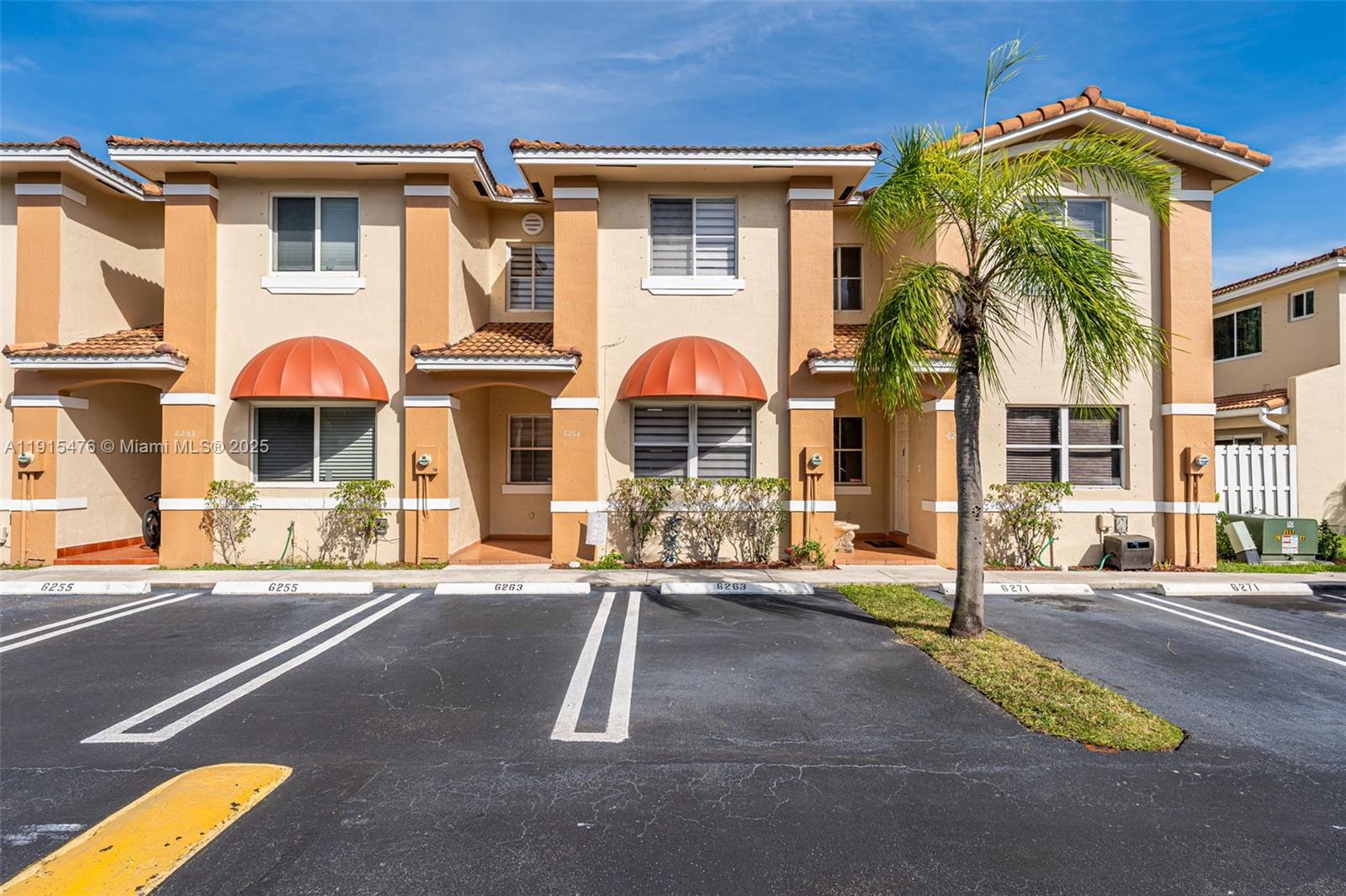 KENDALE LAKES NORTH SEC 9 - Residential Lease