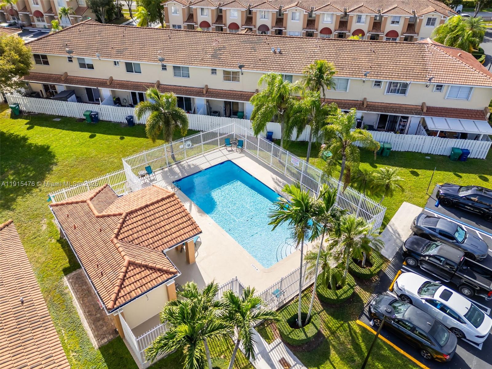 KENDALE LAKES NORTH SEC 9 - Residential Lease