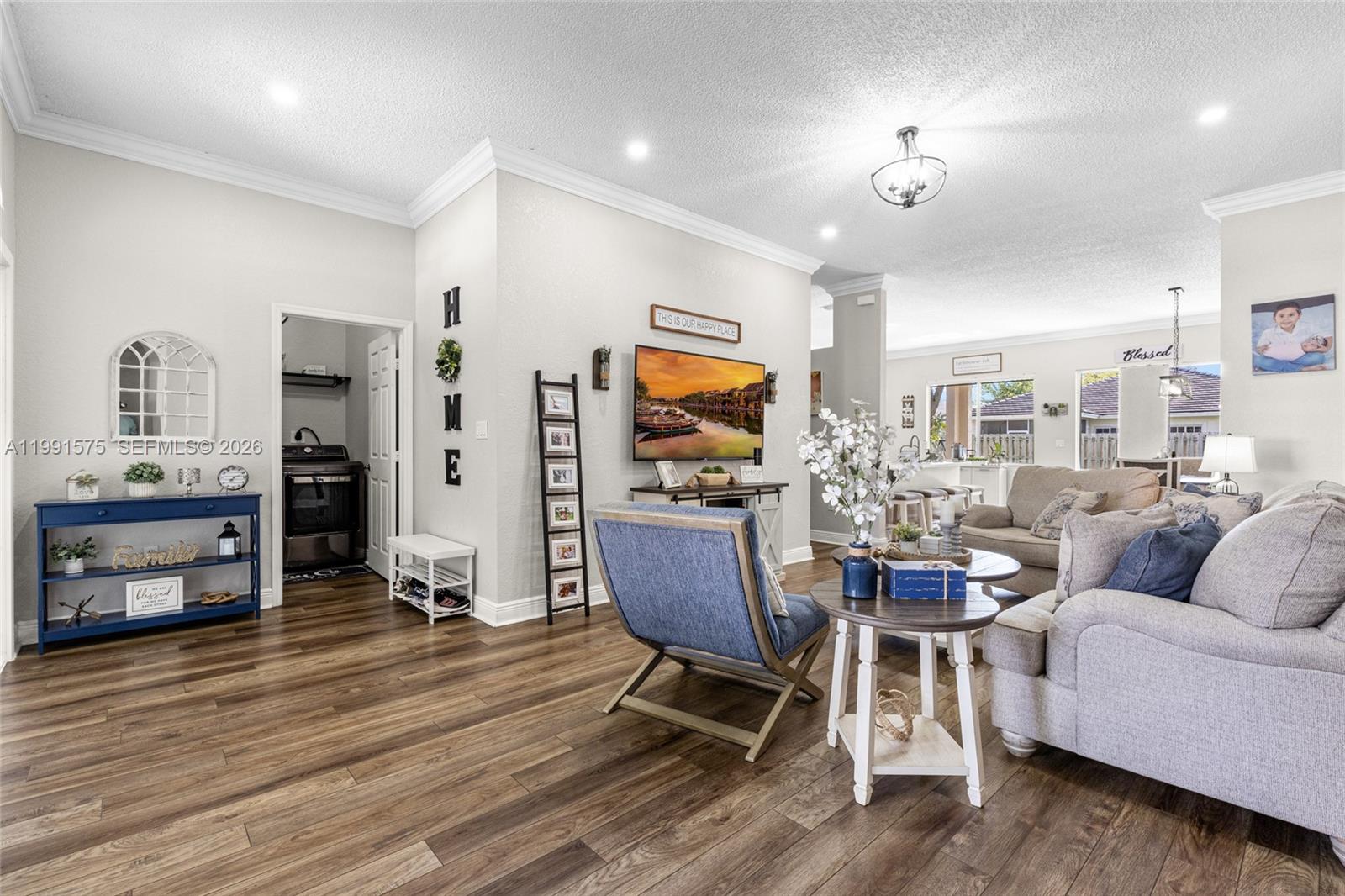 KEYS-GATE NO 3 - Residential