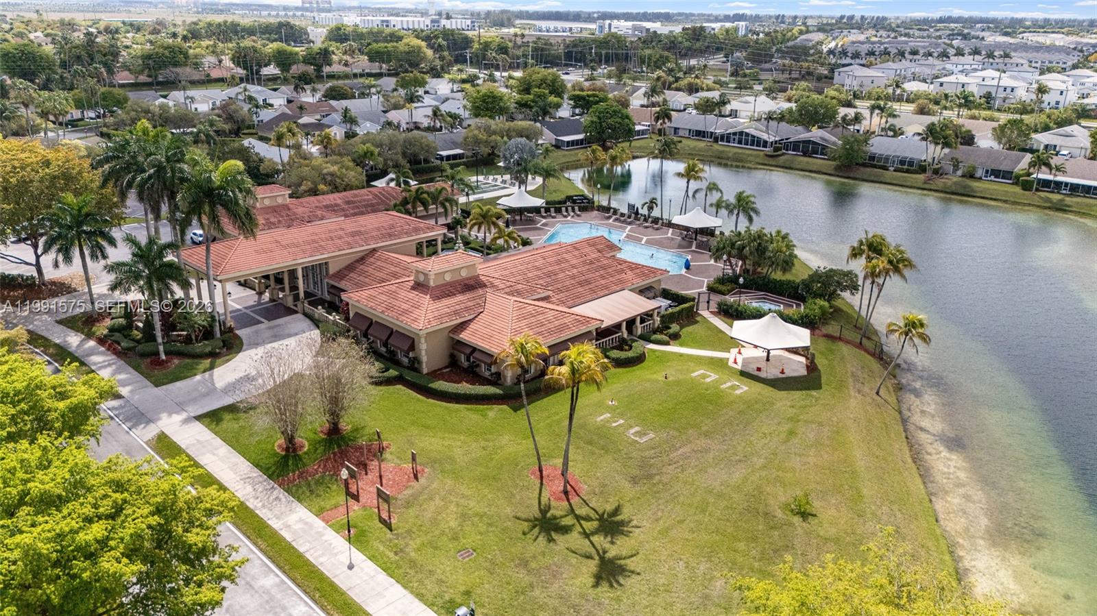 KEYS-GATE NO 3 - Residential