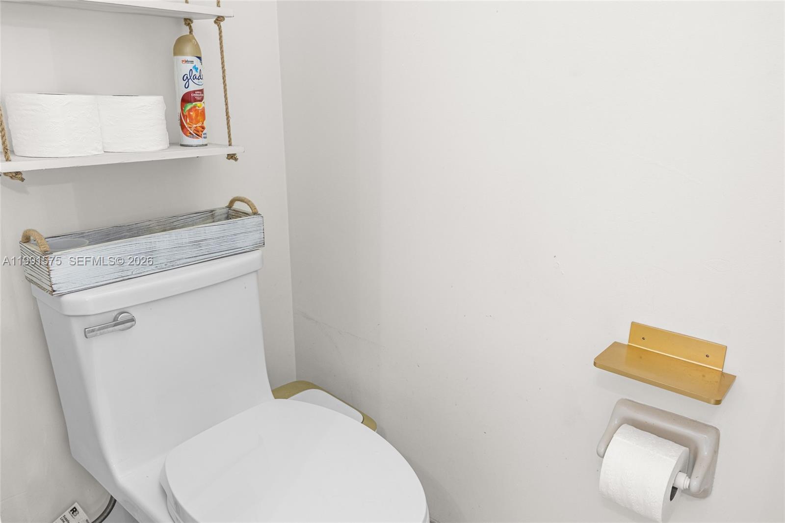 KEYS-GATE NO 3 - Residential